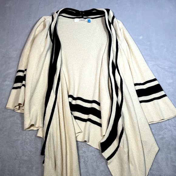 Anthropologie Sparrow Cardigan Womens Medium‎ Cream Black Open Draped Boho Bell - Picture 2 of 11